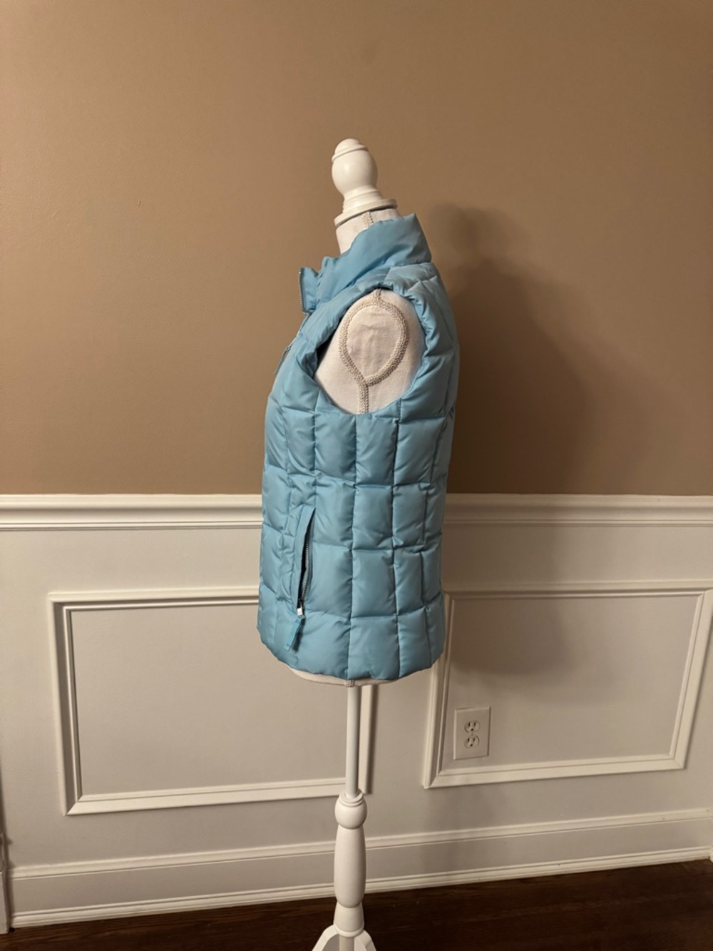 Gap Light Blue Quilted Puffer Vest - Women’s Size S - Minimalist Casual Layer - Picture 4 of 8